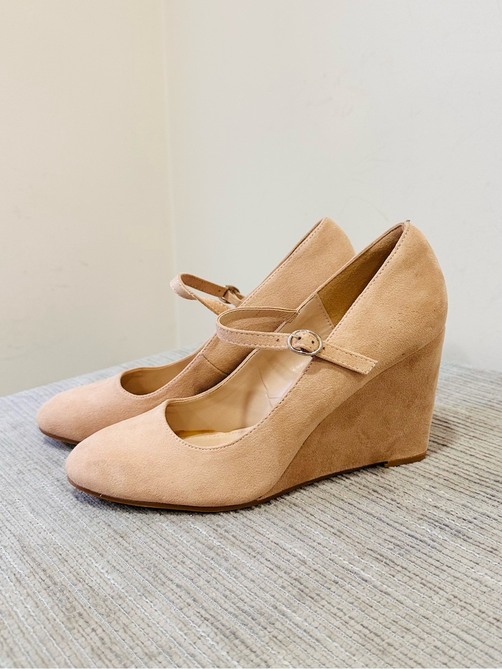 ZBY Women's Mary Jane Wedge Pumps Blush Beige Faux Suede Ankle Strap Shoes 8,5